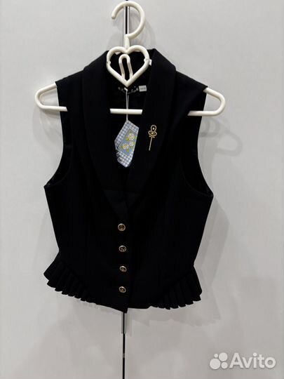 Новая жилетка, юбка, брюки Маленькая леди