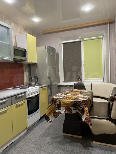 2-к. квартира, 48 м², 1/9 эт.