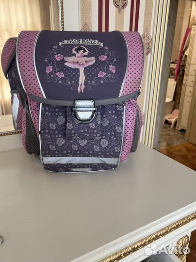 Школьный рюкзак