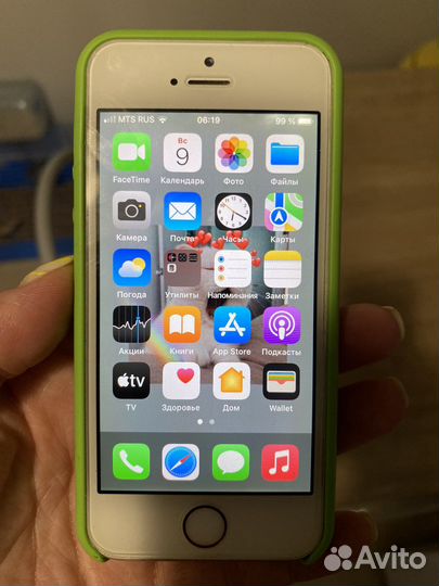 Телефон iPhone 5s