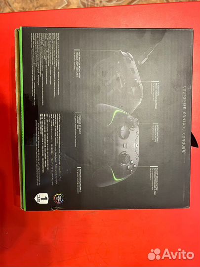 Геймпад проводной Razer Wolverine V2 Chroma черный