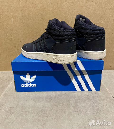 Кроссовки adidas оригинал