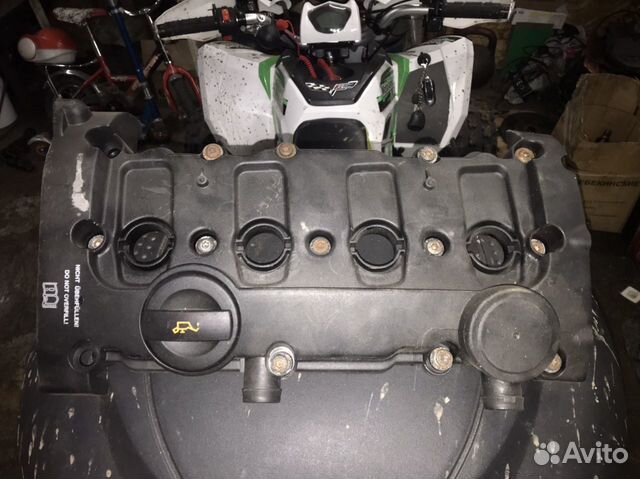 Клапанная крышка VAG 2.0 FSI 06F103469D