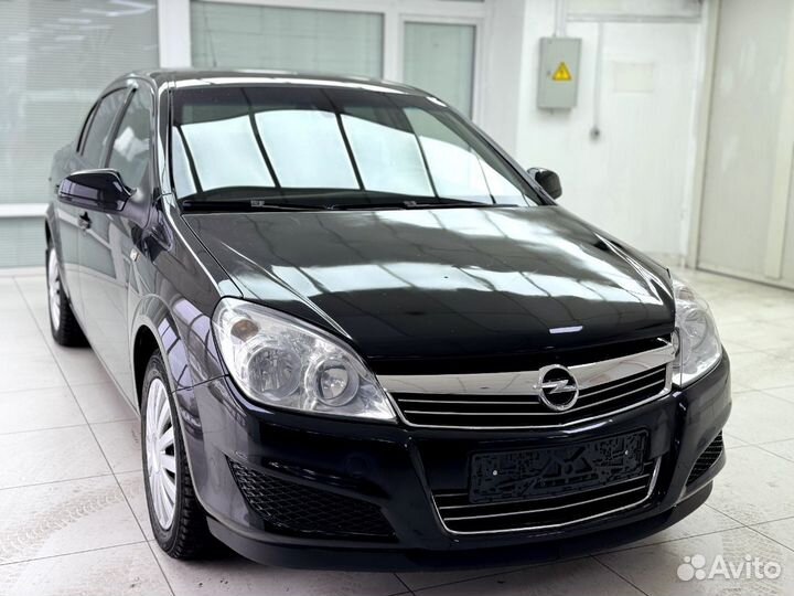 Opel Astra 1.6 AMT, 2011, 189 174 км