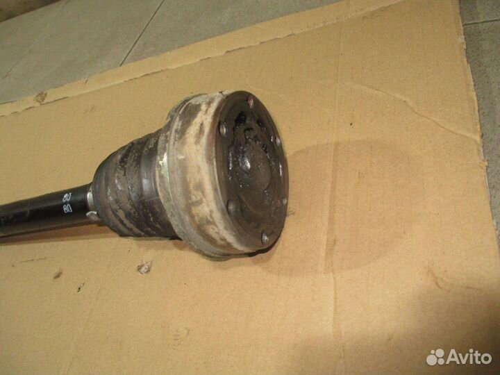 Полуось передняя левая Skoda Fabia 2 (5J)