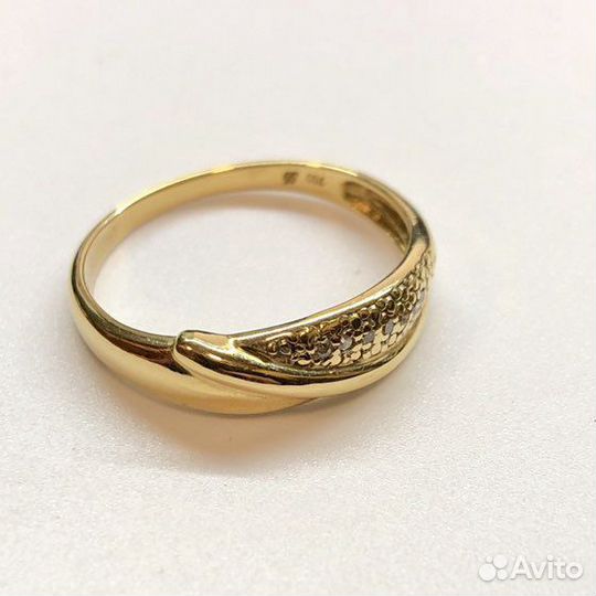 Кольцо с бриллиантами 750 пробы импорт