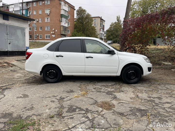 LADA Granta 1.6 МТ, 2018, 105 000 км