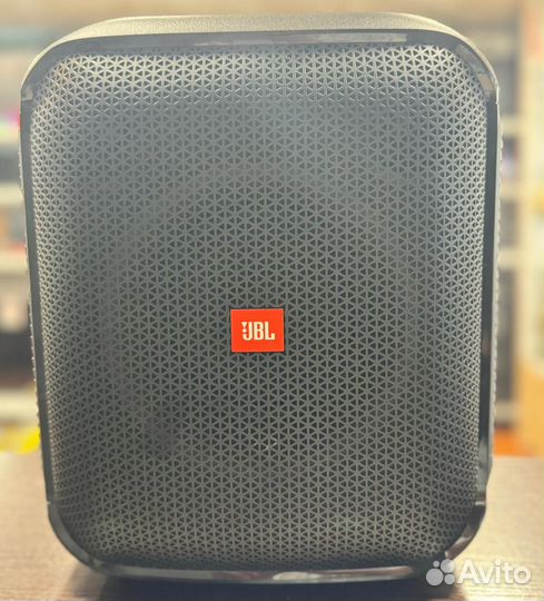 Музыкальная колонка jbl partybox