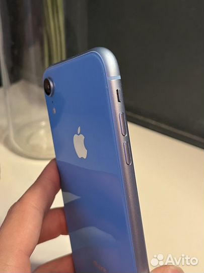 iPhone Xr, 64 ГБ