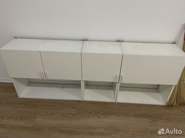 Готовая кухня с раковиной, смесителем и плитой