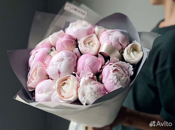Букет пионов