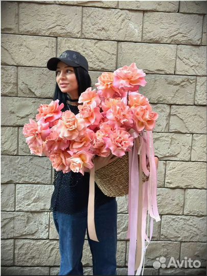 Корзина роз hermosa большая