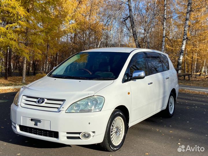 Toyota Ipsum 2.4 AT, 2001, 270 000 км