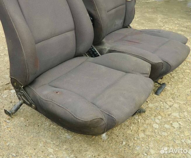 Сиденье переднее Audi 80 B3