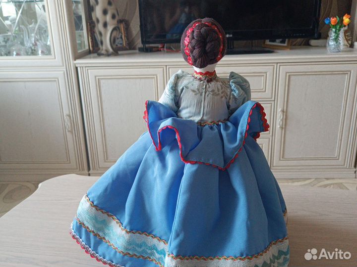 Кукла грелка на чайник