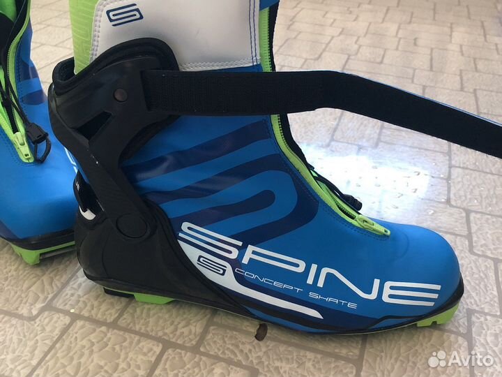 Ботинки мужские 44 лыжные