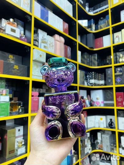 Toy 2 Pearl Moschino