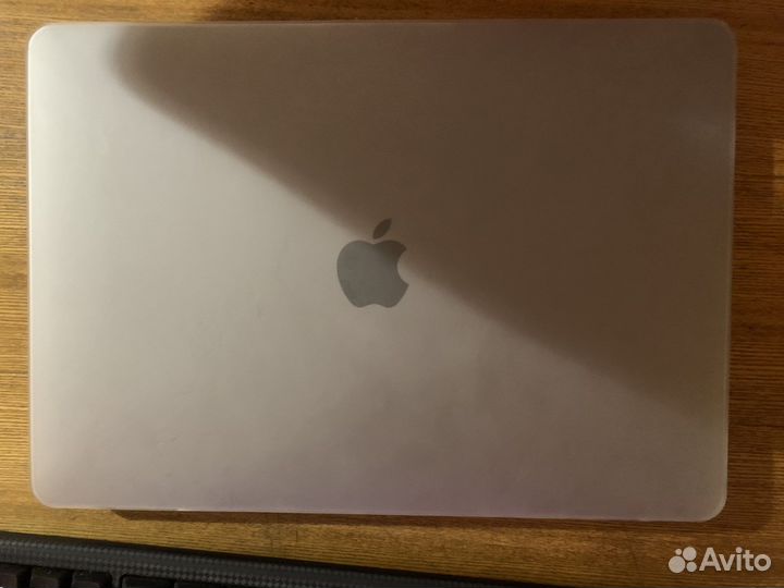 Apple MacBook air 13 2020 m1