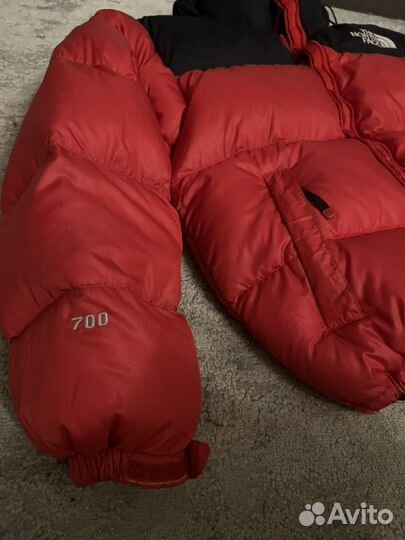 Пуховик the north face 700