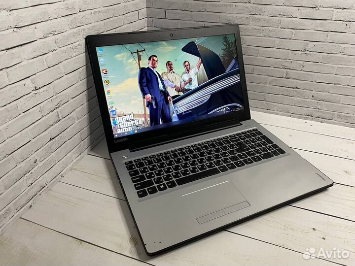 Игровой ноутбук Lenovo FHD/8Gb/240SSD/2видеокарты
