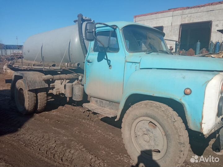 Услуги ассенизатора/Доставка воды