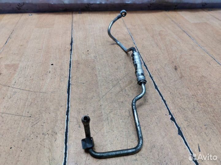 Трубка подачи масла на турбину Opel Omega B Y22DTH