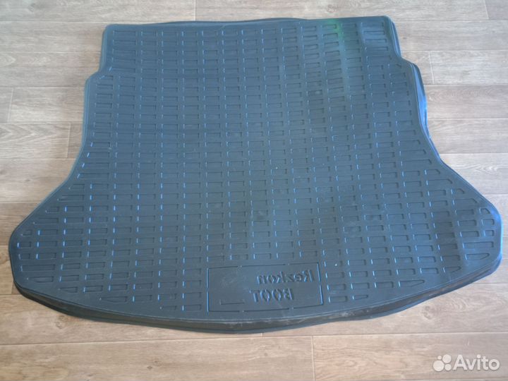 Коврик багажника