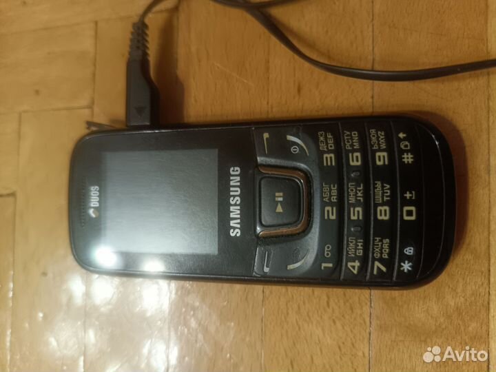 Samsung E1282