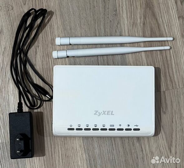 Роутер ZyXel Keenetic Giga