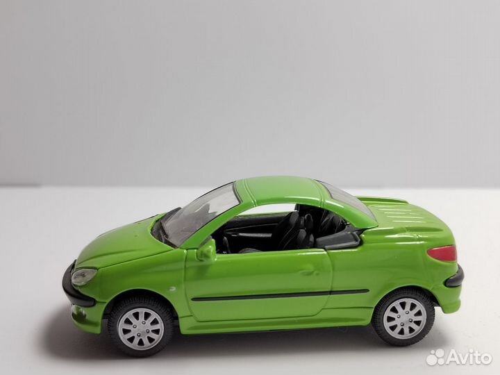 Peugeot 206 (cararama) 1/43 две модели