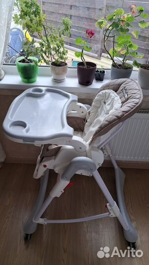 Стульчик для кормления babyton