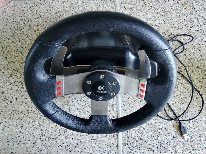 Игровой руль logitech g27