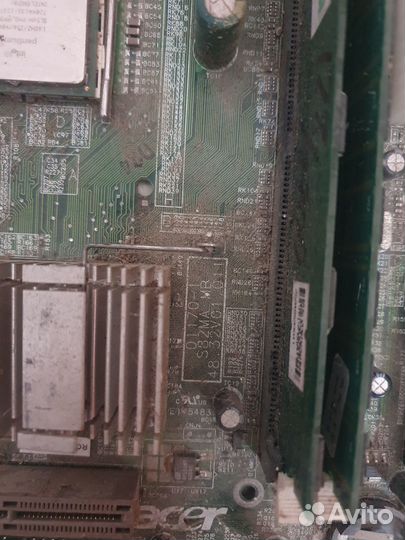 Материнка спроцем и оперативкой древняя