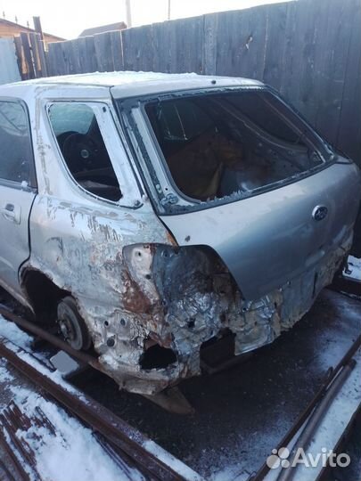 Subaru Impreza 1.5 AT, 2004, битый, 280 000 км