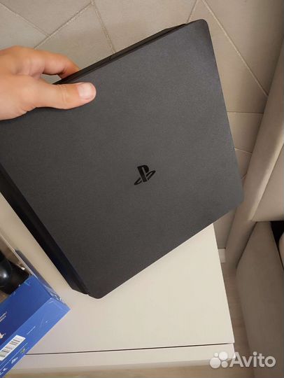 Sony PS4 slim 500 с играми