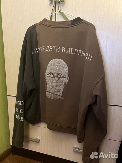 Свитшот Enfants Riches Depremes Russian Tatto