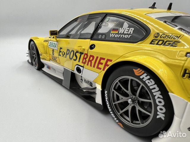 Модель 1:18 Minichamps BMW M3 DTM - 2012