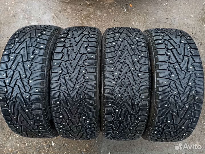 Pirelli Ice Zero 215/55 R17