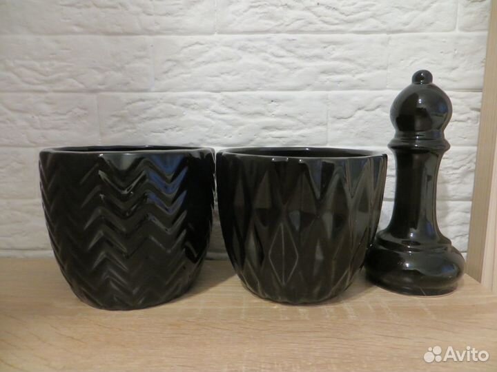 Горшки для цветов 3шт и декор(всё новое,керамика)