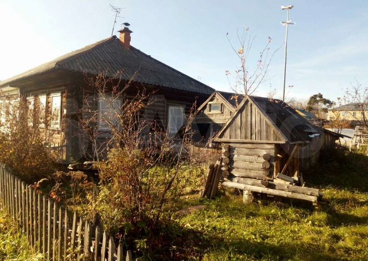 Дом 46 м² на участке 8,5 сот.