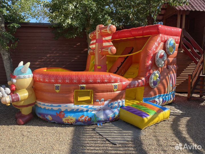 Детский надувной батут бу
