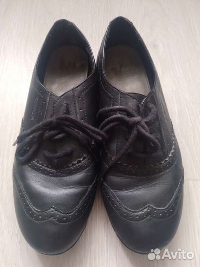 Полуботинки кожаные для девочки; женские 36 р-р