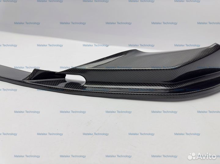 Сплиттер BMW F90 3D дорестайлинг, карбон