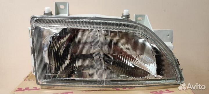 Фара Volkswagen Polo/Mazda 3/KIA/Renault