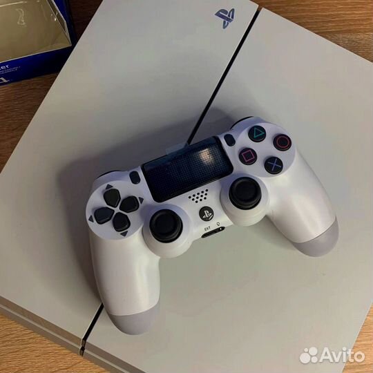 Sony PS4 White+много игр
