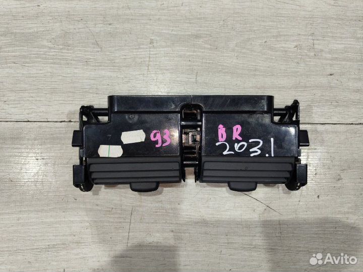 Воздуховод Mercedes-Benz 203.246 C 180 Kompressor