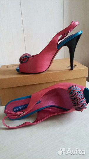 Новые босоножки