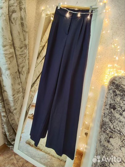 Брючный костюм. Новый