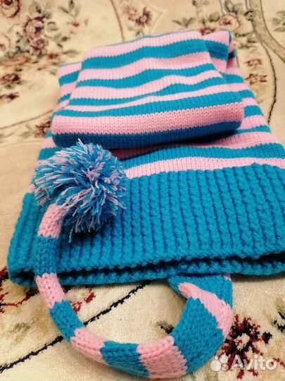 Шапкошарф новый