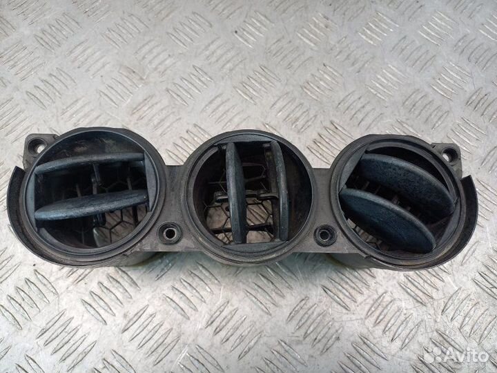 Дефлектор воздушный центральный Mazda Mazda 6 GG